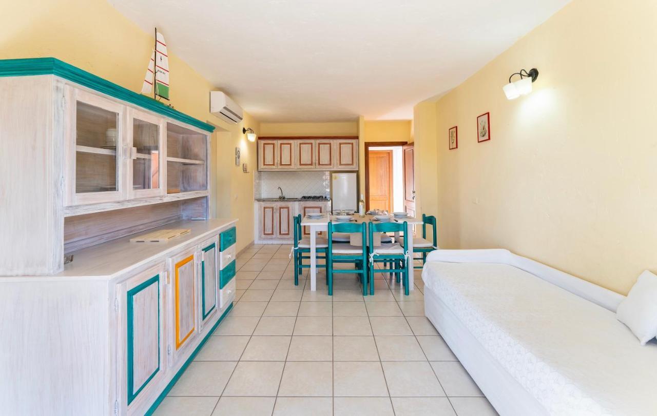 Residence A Golfo Di Marinella A 450 Mt Dal Mare Buitenkant foto