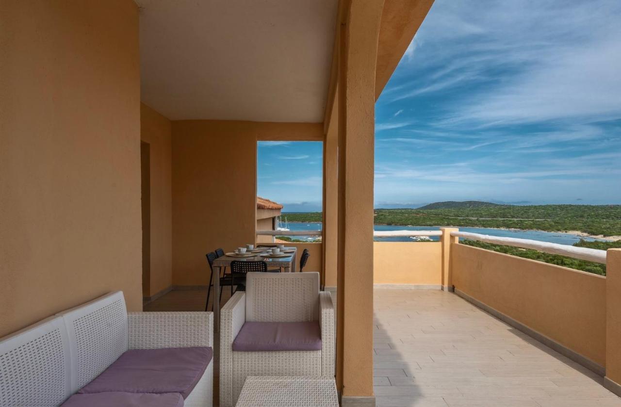 Residence A Golfo Di Marinella A 450 Mt Dal Mare Buitenkant foto