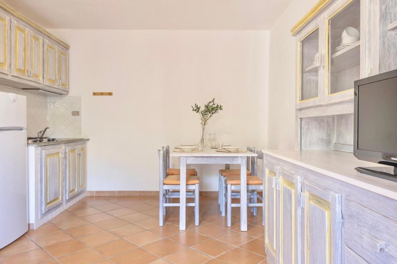 Residence A Golfo Di Marinella A 450 Mt Dal Mare Buitenkant foto